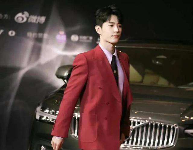 赵丽颖|微博红毯：肖战状态佳，赵丽颖韵味十足，张天爱女神范吸人眼球