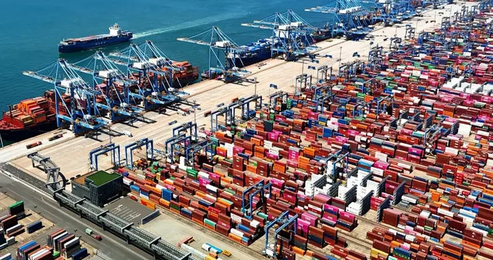 中方忍耐5天后，对美打响第二枪，交易已全面冻结，中美相互征费