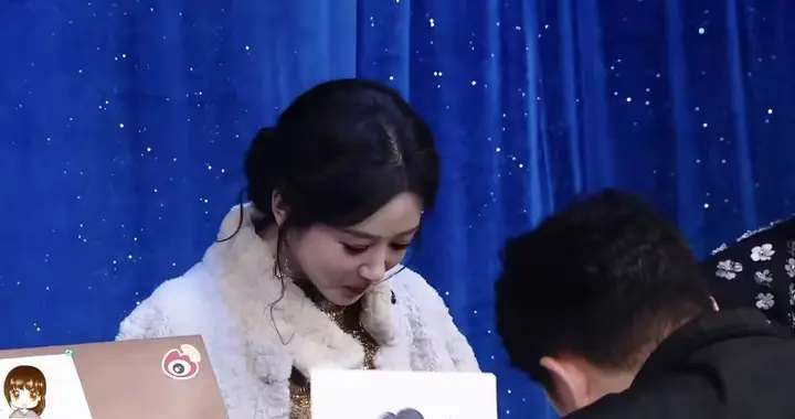 微博之夜后台精彩名场面！杨紫被画师表白，肖战、王一博遇老熟人