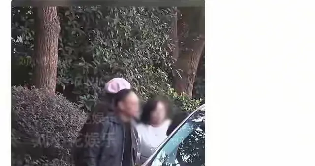 唐嫣为5岁女儿庆生：搀扶父亲细节里，藏着时光沉淀的温柔与担当