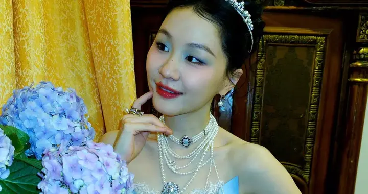 王家卫说“我一定要搞金靖”，女方不敢回应，疑似不敢得罪资本