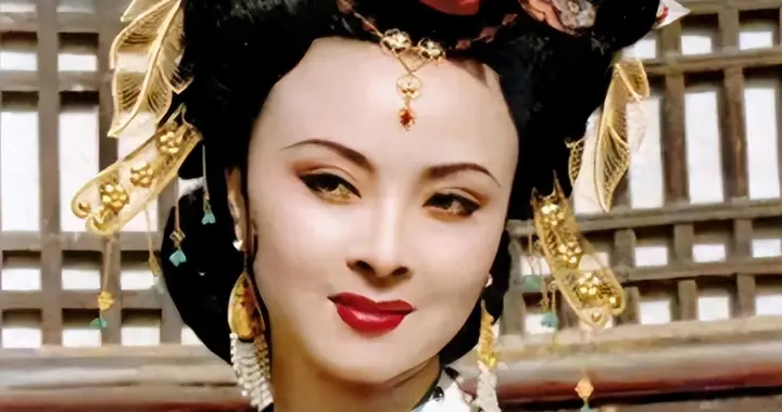 最美杨贵妃周洁：死前苦求刘晓庆，27万美元包机回国仅5天去世