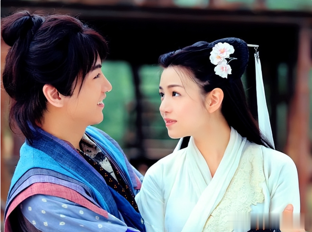 卓伟曾曝陈晓陈妍希离婚内幕，陈晓将妻子拉黑，对儿子也避而不见