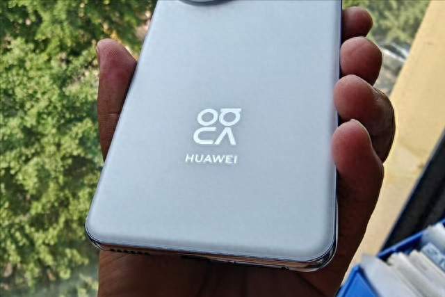 华为舍弃高利润！发布三个月降至2826元，鸿蒙OS+5500mAh+100W