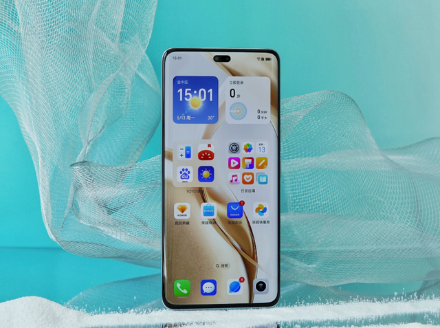 荣耀手机“乱套了”，旗舰四摄+66W无线跌至2040元，性价比很高了