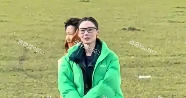 张柏芝内蒙草原录综艺心情大好，但她脸很僵貌似没有以前好看了!