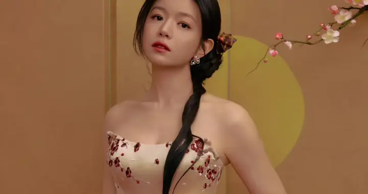 陈妍希今日份营业写真，身材超级棒，气质绝了