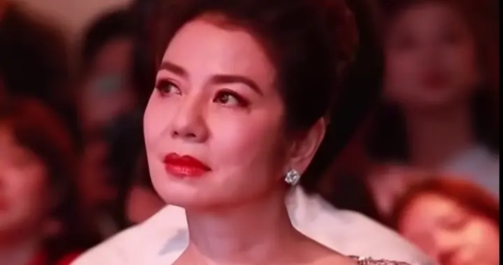 钟楚红65岁状态上热搜，这才是我们想娶的女神样子！