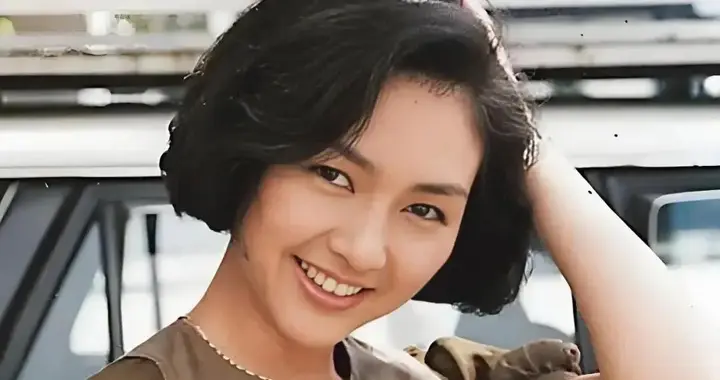 她曾是“香港最美演员”，却因癌症离开人世，丈夫3年后选择再婚
