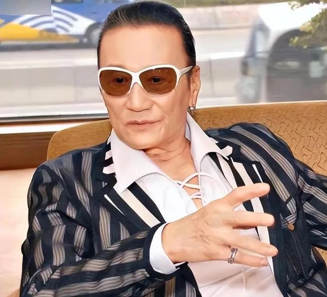 本该安享晚年的谢贤再传喜讯 宝刀未老令人佩服 连谢霆锋都自愧不如