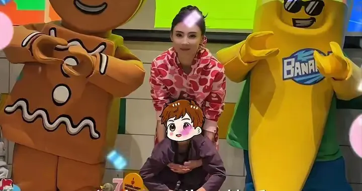 张柏芝为小儿子庆生，7岁张礼承身高超妈妈腰部，母子一起切蛋糕