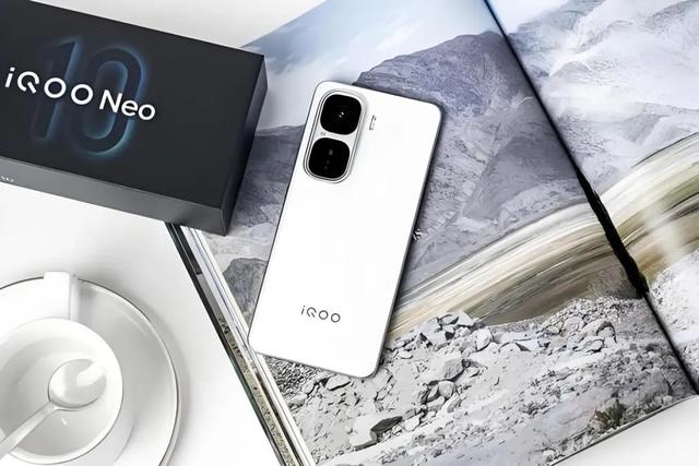 3款大跳水的高性能旗舰机，16GB+512GB不到3000元，一步到位用6年