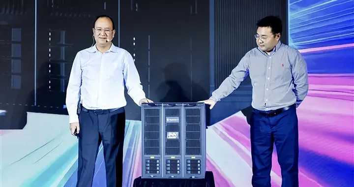 全球首個類腦智算體在中國誕生！迷你冰箱大小、1152個神秘CPU