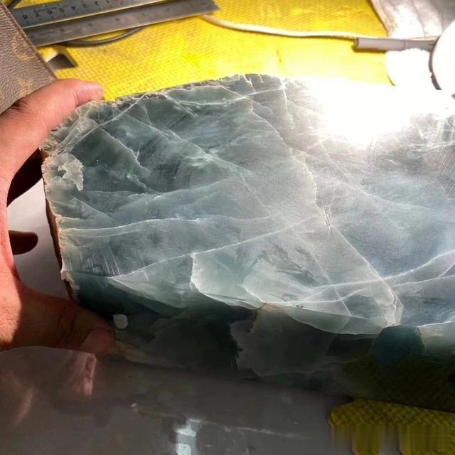 翡翠|翡翠那些瑕疵是否让你避而远之？