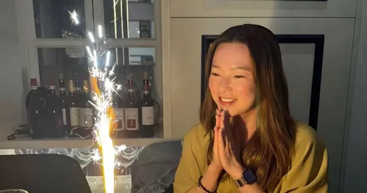 TVB视帝前妻晒庆生照！一脸幸福疑新欢也在场，男方被曝身家过亿