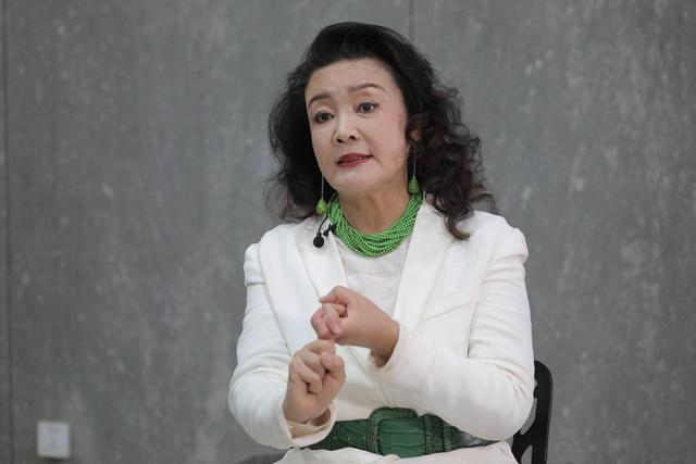 张兰|一天5个瓜！曝张隆李梦已领证结婚1年，张兰直播运营团队集体离职