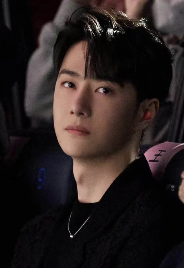 易烊千玺|小八卦，易烊千玺，王一博，陈晓陈妍希