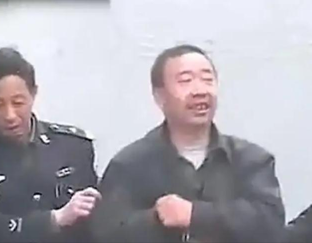 山西悍匪胡文海，3小时内杀害14人，却被当地人称为真汉子