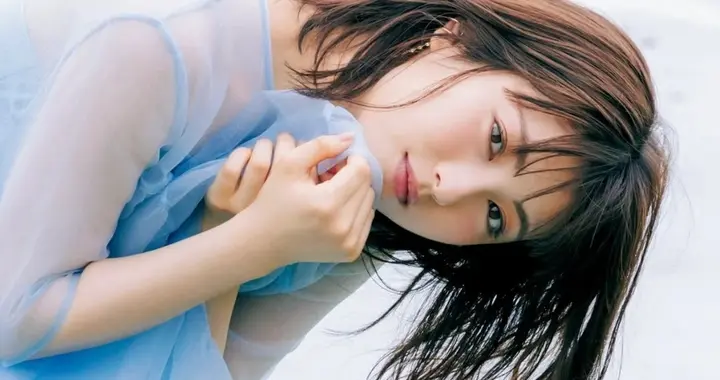 滨边美波：日本新生代正统派美人的标杆