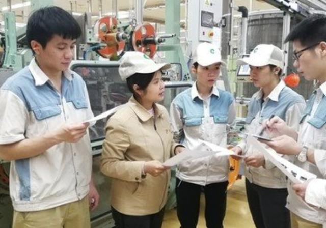 六大铁饭碗工作段位排名出炉，公务员仅排第四，王者段位钱多事少