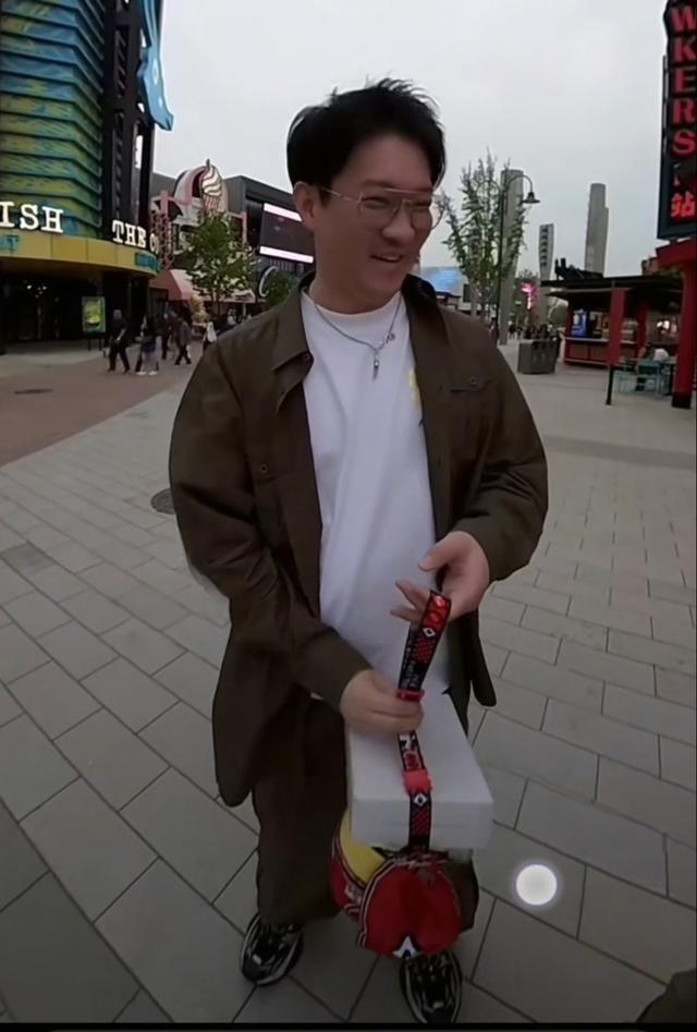 曹云金老师和唐菀女士互撒狗粮，简直甜齁了