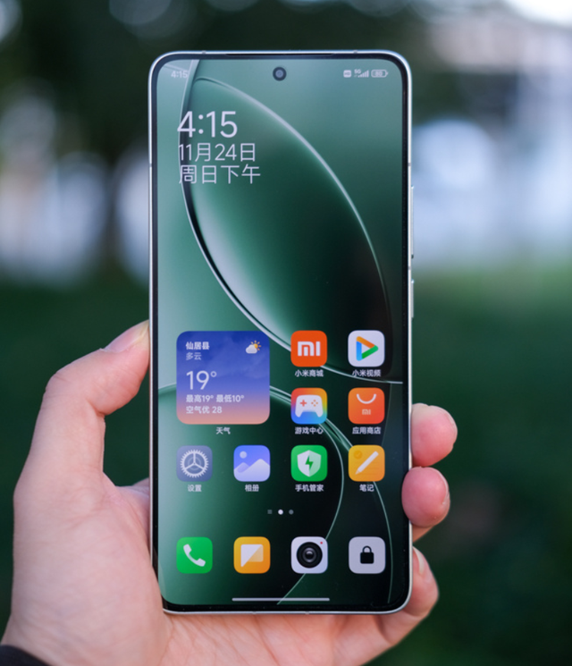 红米顶尖旗舰突降320元，2K屏+6000mAh+60倍变焦，成为“新卷王”