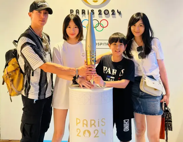 吴尊一家四口奥运之旅，neinei身高超妈妈，max和小时候一摸一样