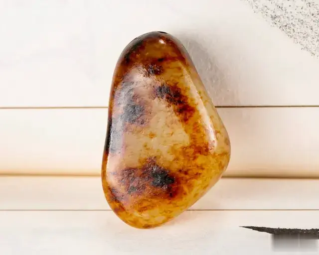 羊脂和田玉三大顶流！钢板料、油膏料、荔枝肉！