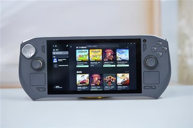 索泰ZONE 2掌机升级AMD锐龙AI 9 HX 370：运行特别版Linux