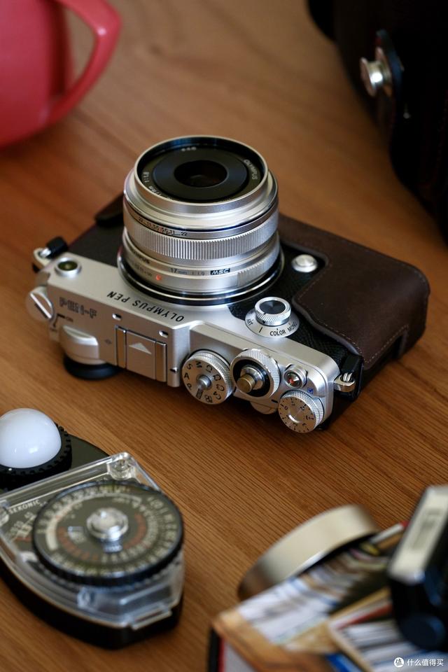 顏值即生產力：一臺讓參數黨沉默的M43美學旗艦！