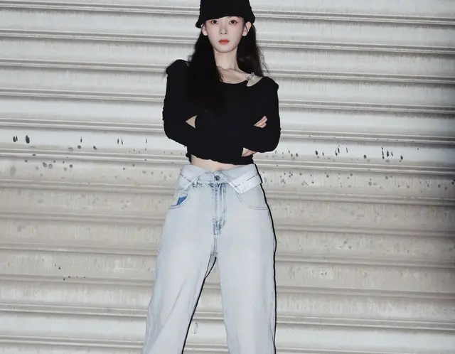 陈瑶今日营业照，牛仔裤穿搭好美啊