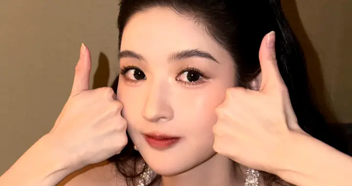 王玉雯自拍美图