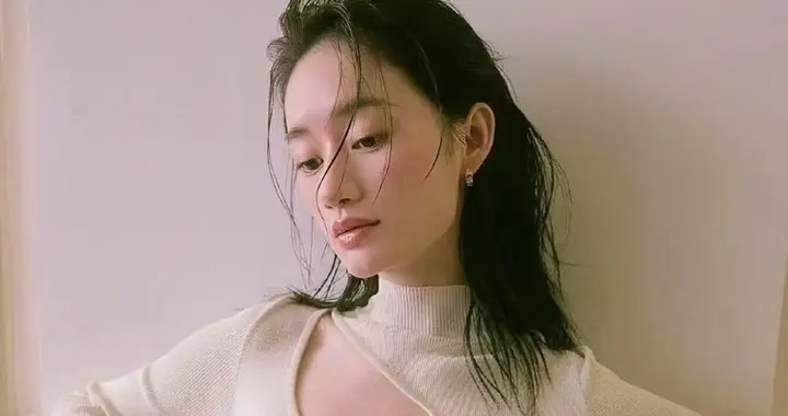 郭晓婷从头美到脚丫子