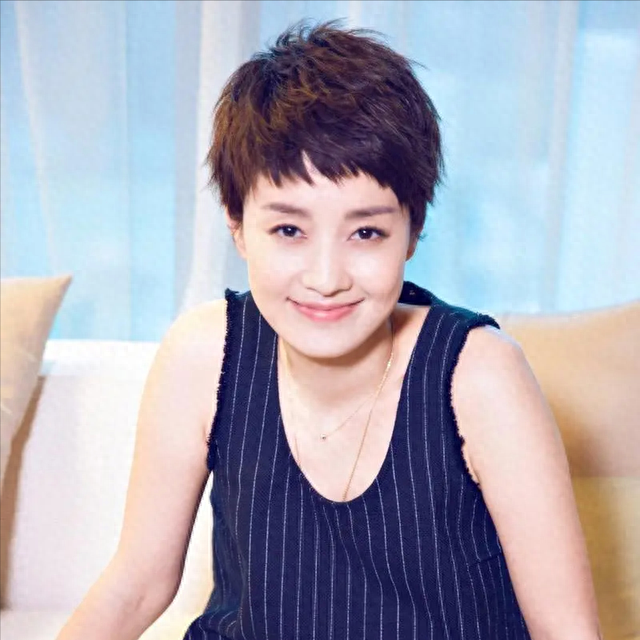 吴越的下颌、姚晨的骨相，不整容的“纯天然”女星，我只服这几位