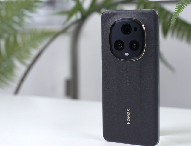 从6699元跌至3638元，16GB+512GB，荣耀顶尖拍照旗舰加速清仓