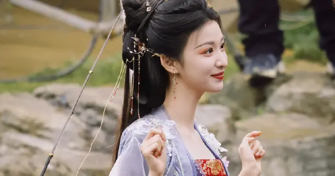 王楚然古装美图来袭