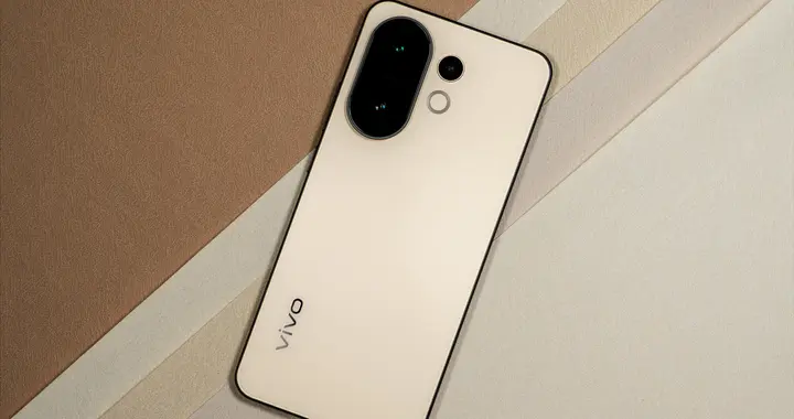 vivo“不講武德”！超窄直屏+百倍變焦+6500mAh，現(xiàn)已跌至1698元