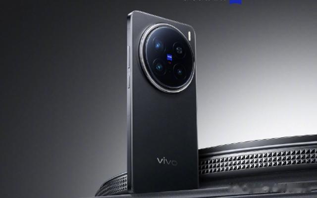 vivo X200与OPPO Find X8旗舰手机对比，哪款手机值得选择？