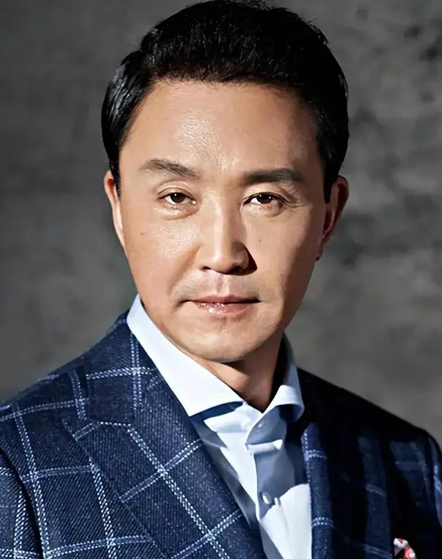 善恶终有报！60岁“晚节不保”的吴刚，名与利也救不了他