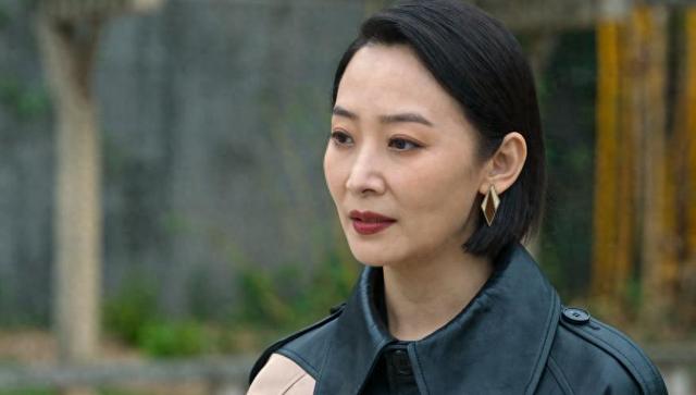 黄海波老婆曲栅栅，他落魄时不离不弃，养夫十年，如今终苦尽甘来