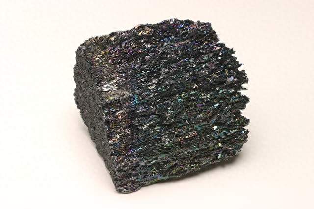 江蘇集芯8英寸液相法碳化硅單晶研制成功