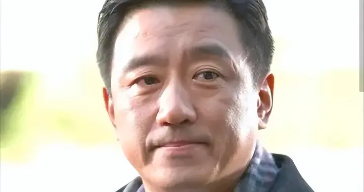 他俩居然是夫妻，一见钟情相爱40年，如今演《灼灼韶华》他又火了