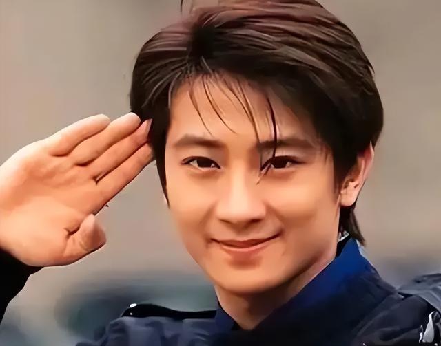 只因说了一句：钓鱼岛是中国的，他被封杀20年，如今复出现状如何