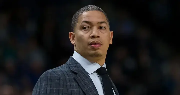 NBA速递！比尔给力，桑德斯成“奇兵”快船3分胜勇士！