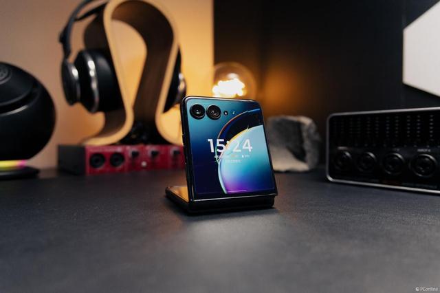 摩托罗拉一口气发布10款新品，价格359元到7499元，你喜欢哪个？