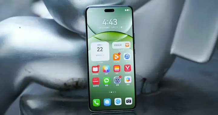 华为清仓“太疯狂”！3999元跌至2379元，鸿蒙OS+卫星通信+512GB