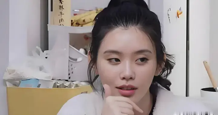 一场生日，彻底戳穿37岁奚梦瑶婚姻现状，一月前就有大瓜传出！