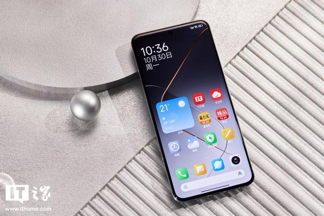 小米15及Pro钛金属版通过3C认证，10月或迎来发布潮