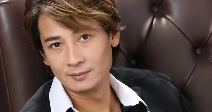 炸裂！香港男星太太自曝互有伴侣时相爱，曾为对方感情出谋划策