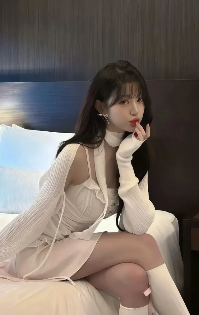 惊！韩娱新星张元英，20岁不到的早熟魅力震撼全场！